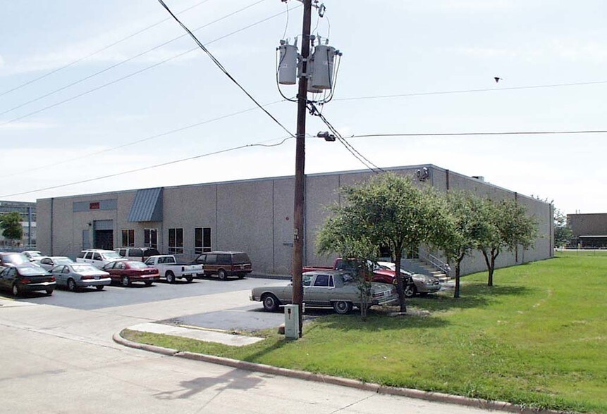 More Photos Of 4874 Olson Dr, Dallas Industrial For Sale