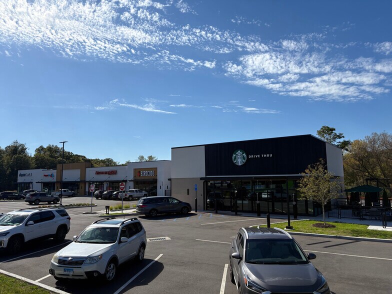 Primary Photo Of 488 Hartford Rd, New Britain Storefront For Lease