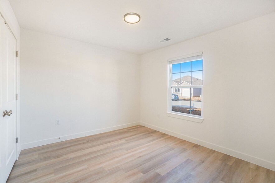 More Photos Of , Kansas City Multifamily For Sale