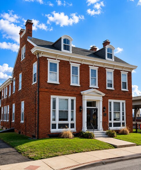 Primary Photo Of 100 E Market St, Wilmington Loft Creative Space For Lease
