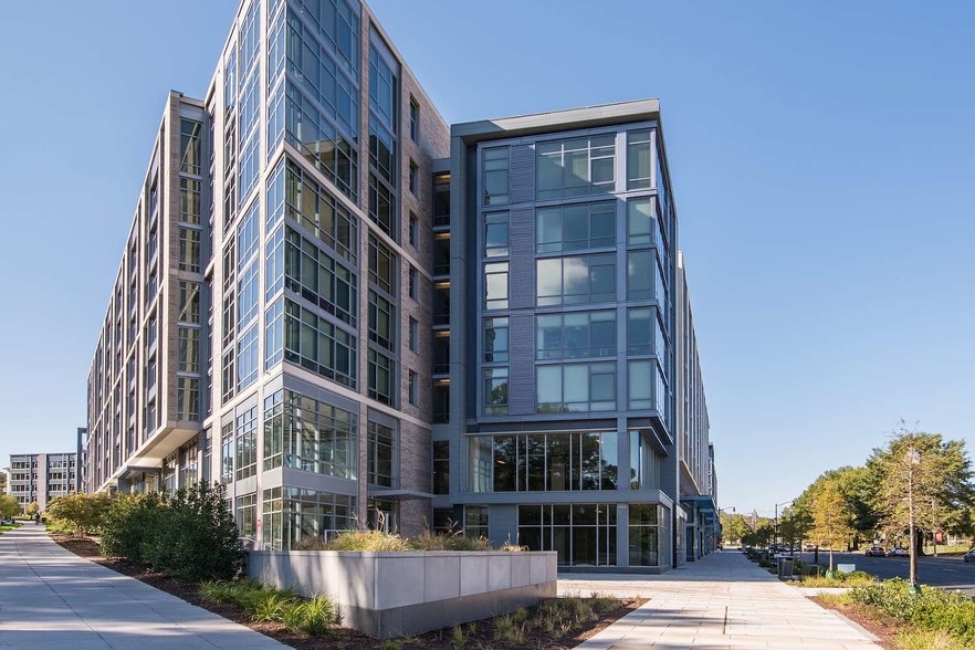 More Photos Of 5180 South Dakota Ave NE, Washington Unknown For Lease