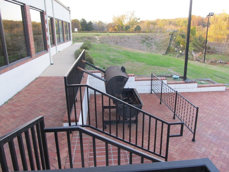 More Photos Of 1101 Sophia St, Fredericksburg Restaurant For Lease