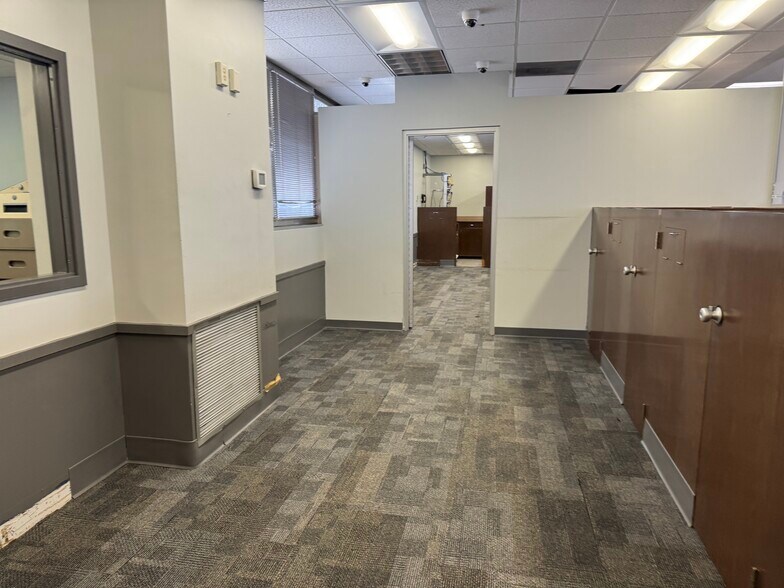 More Photos Of 612 Highway 11 S, Meridian Specialty For Sale