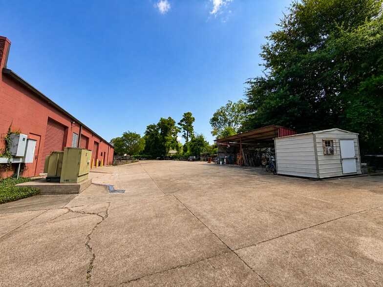 More Photos Of 100 Briarwood West Dr, Jackson Unknown For Lease