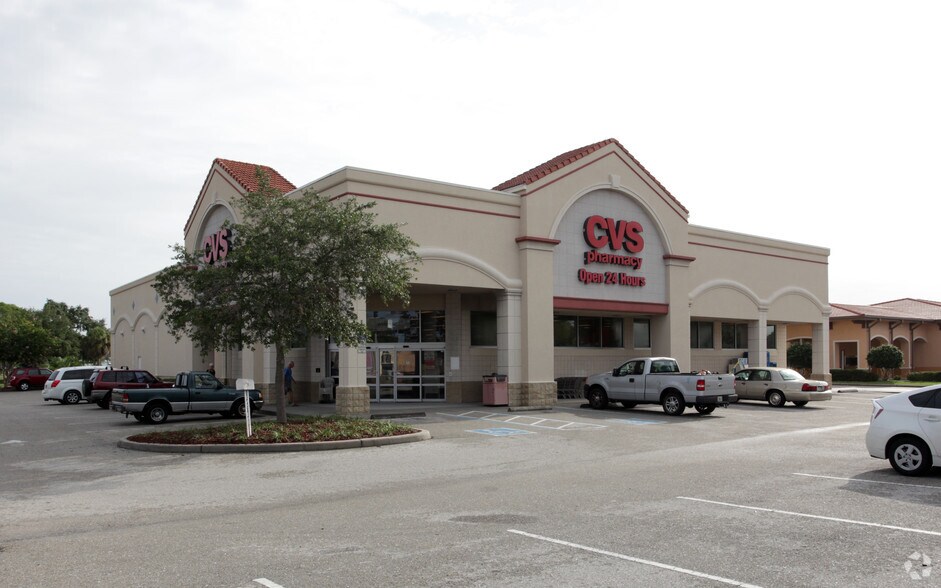 More Photos Of 100 N Us Highway 41 Byp N, Venice Drugstore For Sale