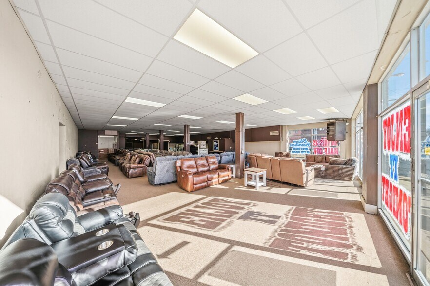 More Photos Of 606 Albert Pike Rd, Hot Springs National Park Freestanding For Sale