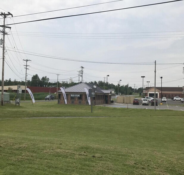 More Photos Of 5933 US Highway 11, Canton Freestanding For Lease