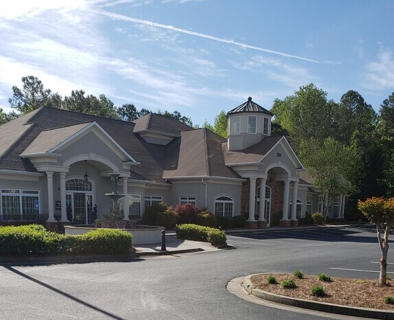 More Photos Of 1816 Eagle Dr, Woodstock Medical For Lease