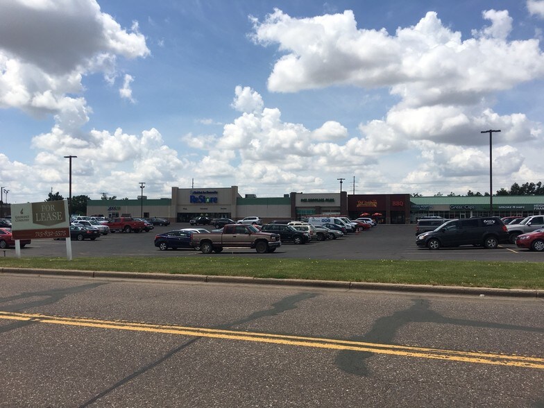 More Photos Of 2460-2500 S Main St, Rice Lake General Retail For Lease