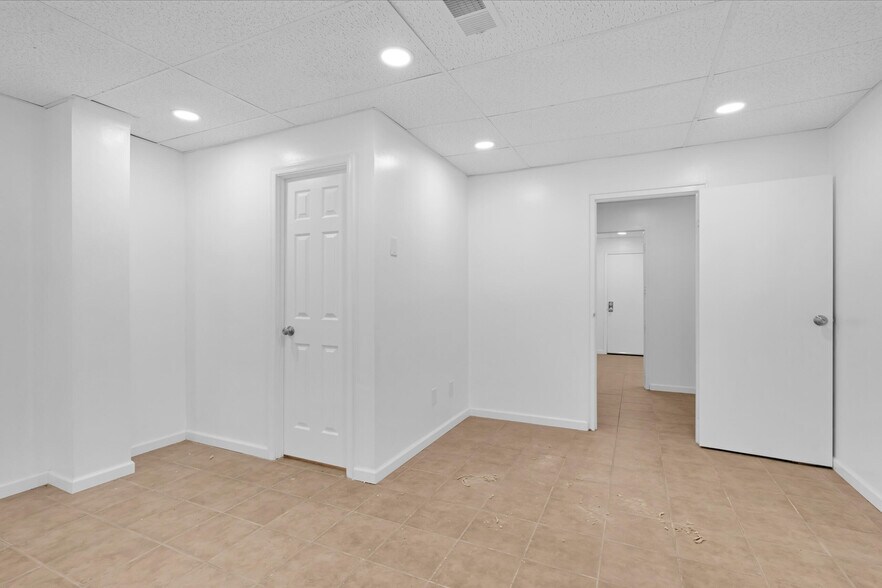 More Photos Of 5565 Columbia Pike, Arlington Multifamily For Sale