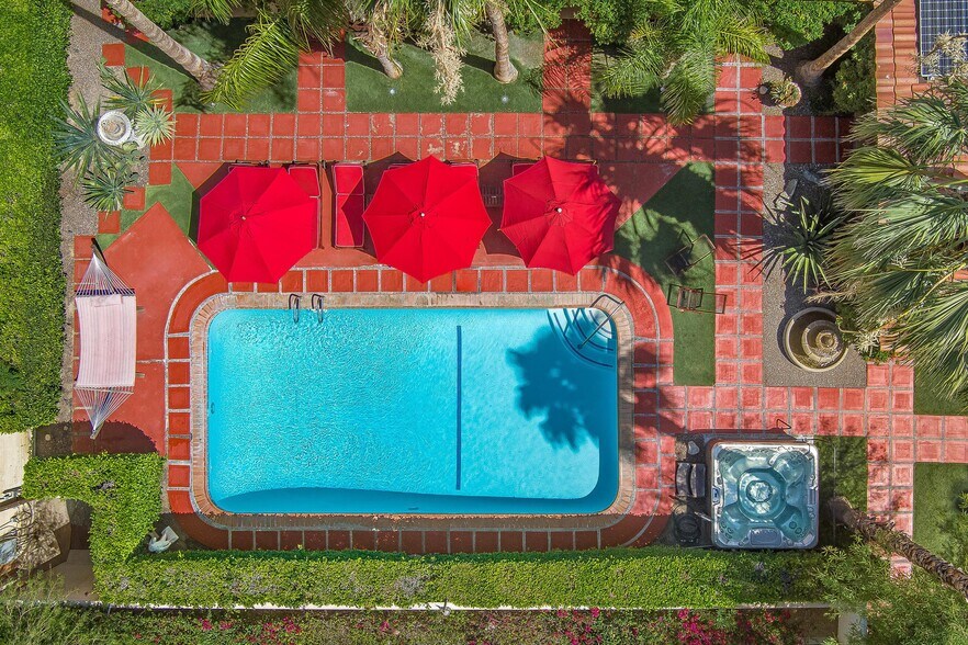 More Photos Of 520 Chuckwalla Rd, Palm Springs Apartments For Sale
