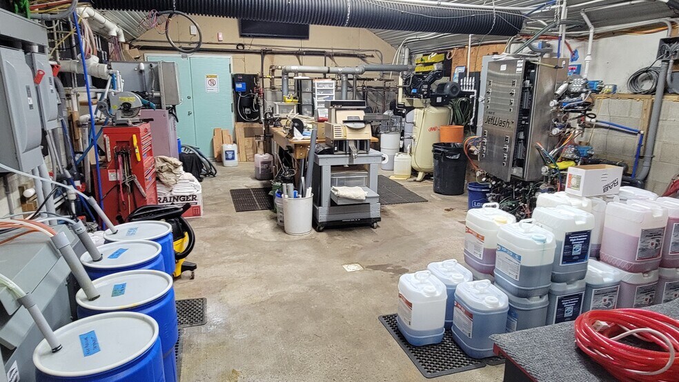 More Photos Of 39 Route 206, Augusta Carwash For Sale