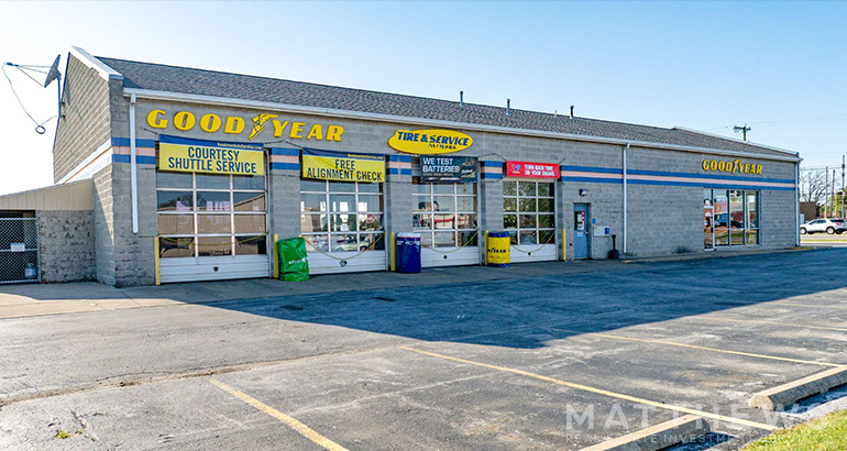 More Photos Of 433 In-930, New Haven Auto Repair For Sale