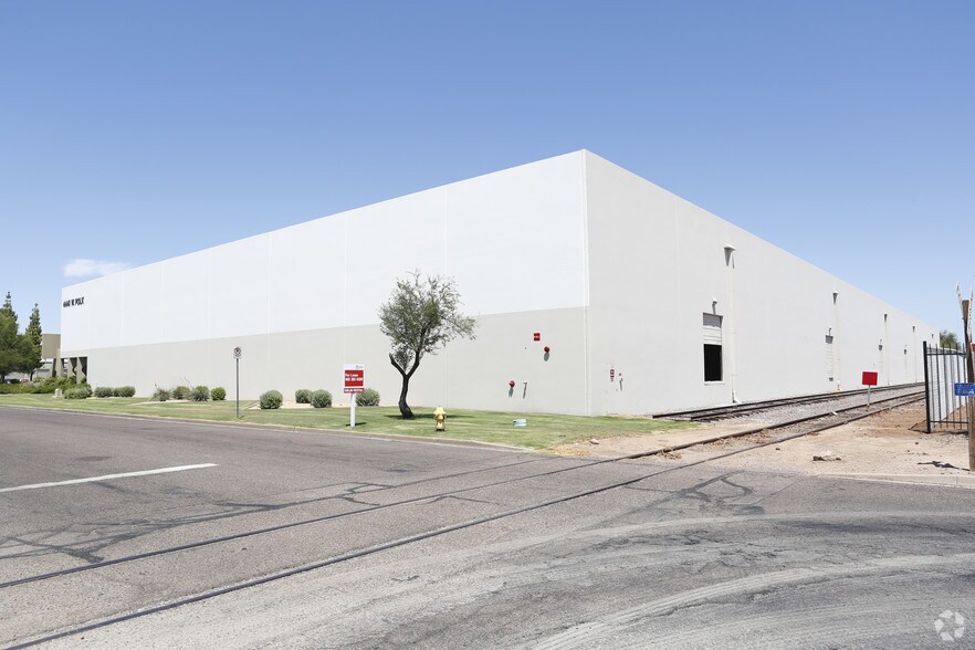More Photos Of 4441 W Polk St, Phoenix Manufacturing For Lease