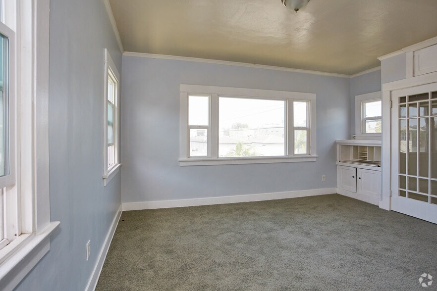 More Photos Of 707 E 7th St, Long Beach Apartments For Sale