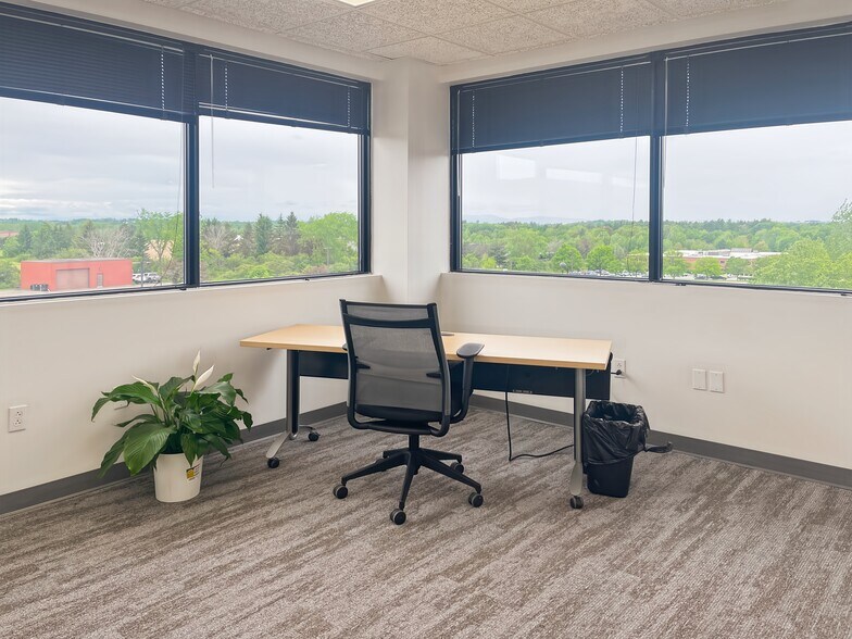 More Photos Of 300 Interstate Corporate Cent, Williston Coworking Space