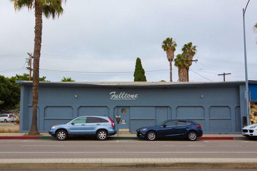 Primary Photo Of 11018 Washington Blvd, Culver City Storefront For Sale