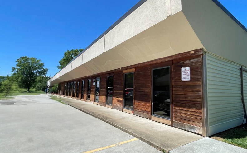 More Photos Of 200-210 Expressway Ct, Virginia Beach Unknown For Lease