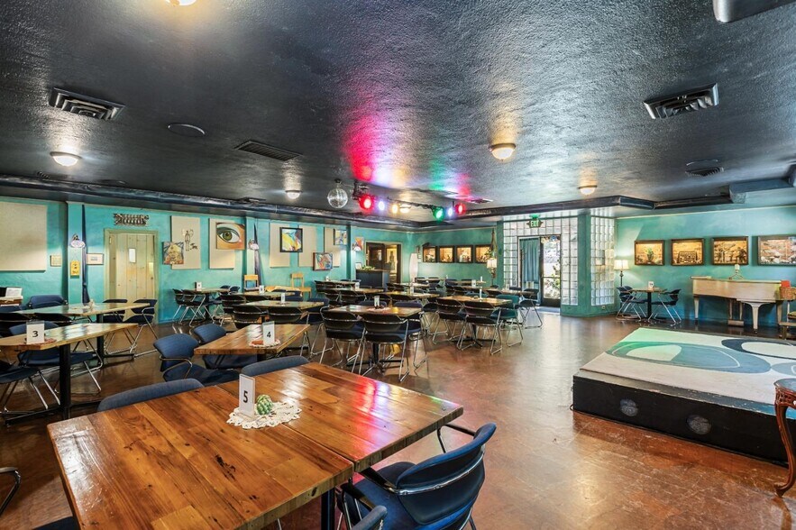 More Photos Of 535 Mill St, Grass Valley Restaurant For Sale