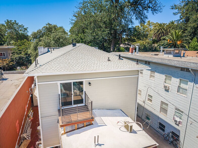More Photos Of 1823 P St, Sacramento Apartments For Sale