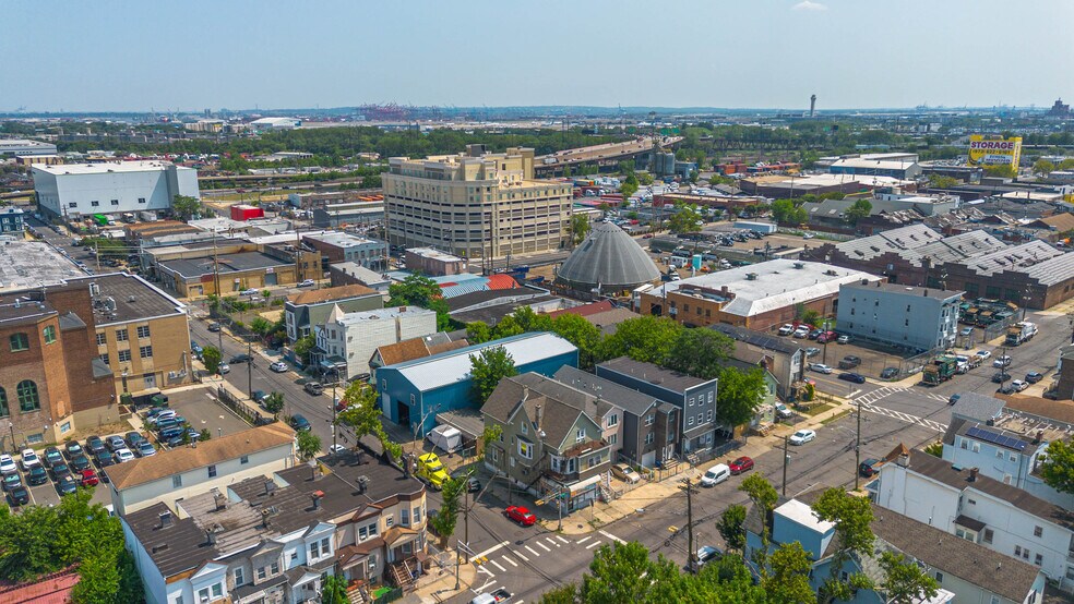 More Photos Of 146 Sherman Ave, Newark General Retail For Sale