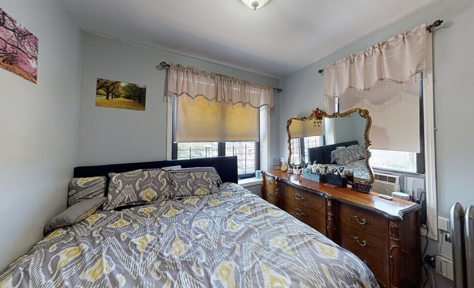 More Photos Of 5001 4th Ave, Brooklyn Storefront Retail Residential For Sale