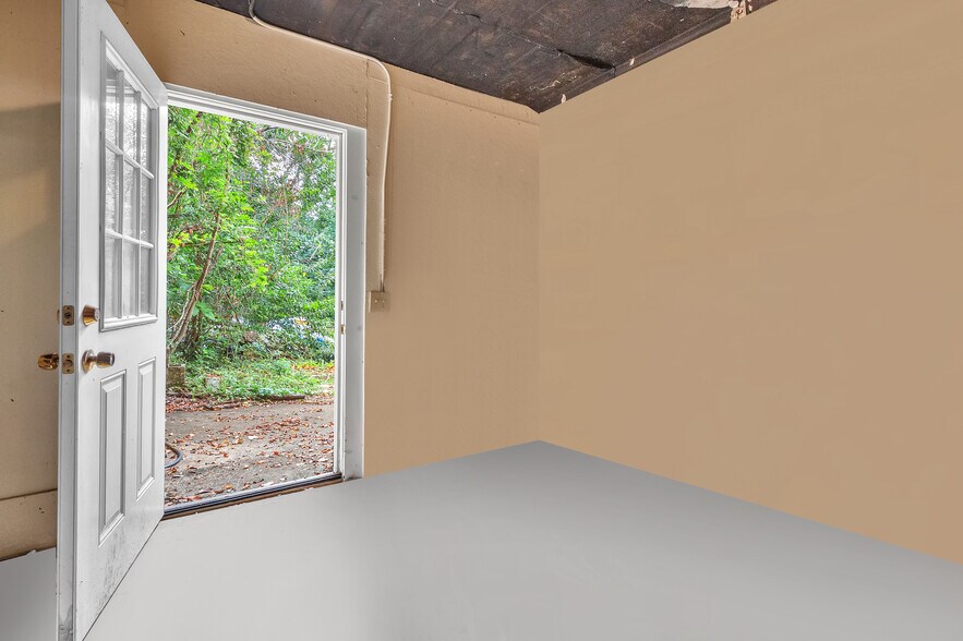 More Photos Of 414 Perry Hill Rd, Montgomery Storefront Retail Office For Sale