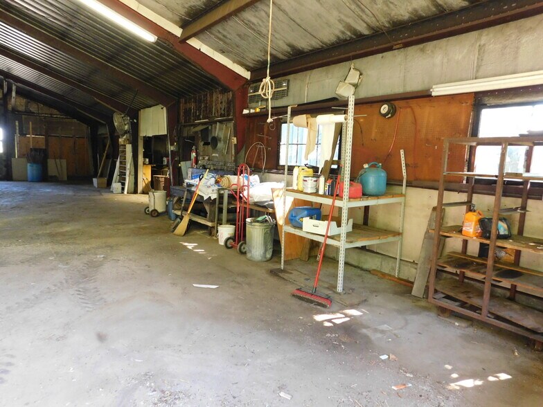 More Photos Of N5693 Leopolis Rd, Shawano Industrial For Sale