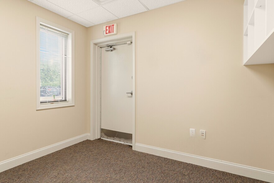 More Photos Of 9 San Bartola Dr, Saint Augustine Medical For Sale