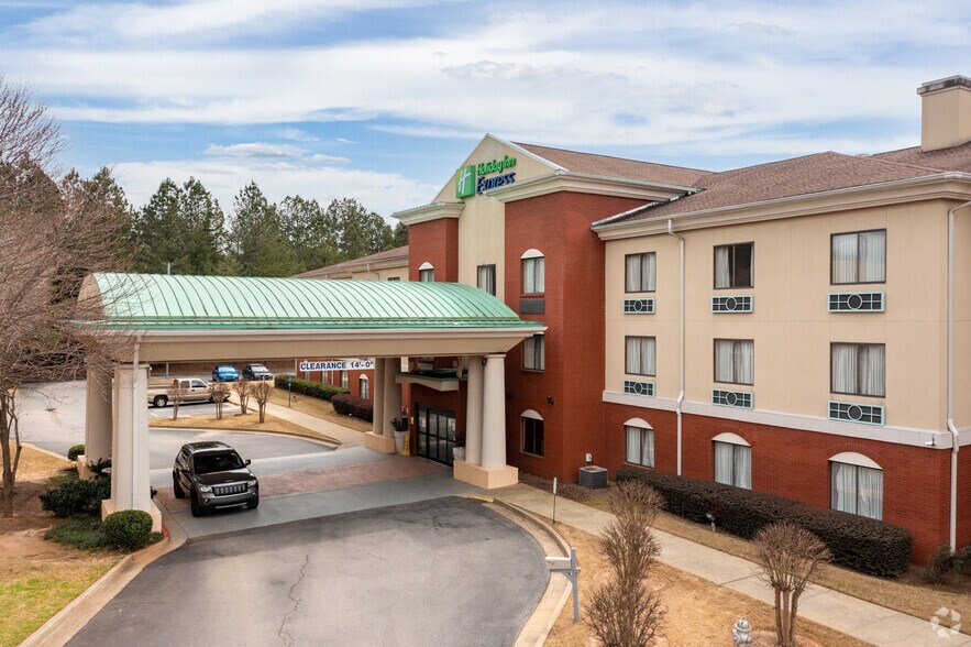 More Photos Of 2499 Satellite Blvd, Buford Hotel For Sale