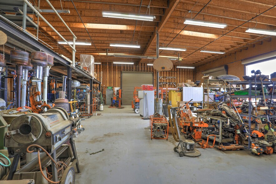 More Photos Of 1401 N O St, Lompoc Warehouse For Sale