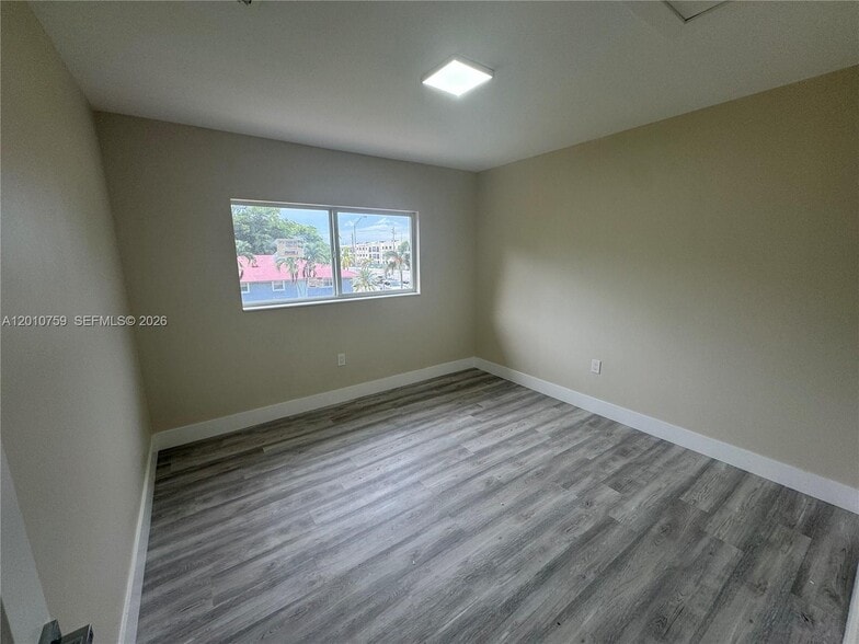 More Photos Of 205 NW 159th St, Miami Multifamily For Sale