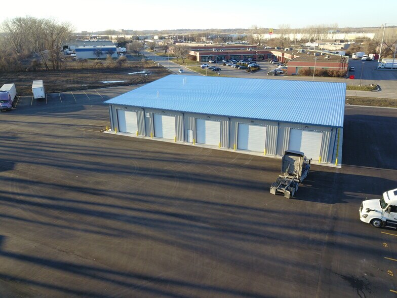 More Photos Of 6709 Universal Ave, Kansas City Warehouse For Sale