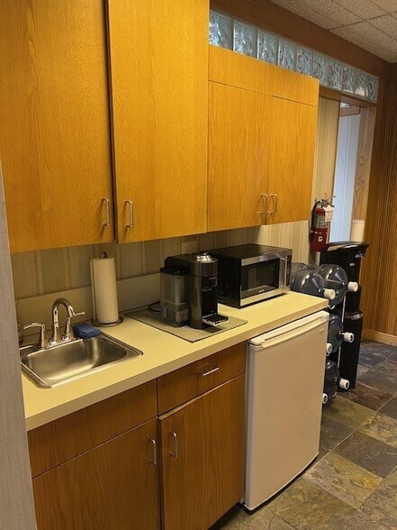 More Photos Of 701 E Commercial Blvd, Oakland Park Medical For Sale