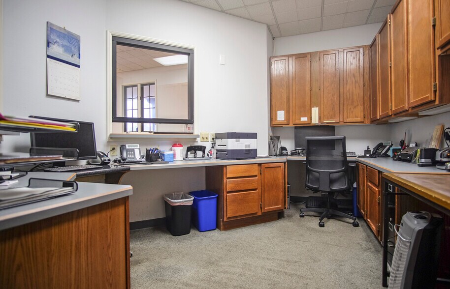 More Photos Of 504 W Pueblo St, Santa Barbara Medical For Sale