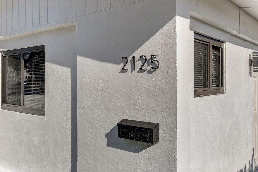 More Photos Of 2121 NE 51st Ct, Fort Lauderdale Apartments For Sale