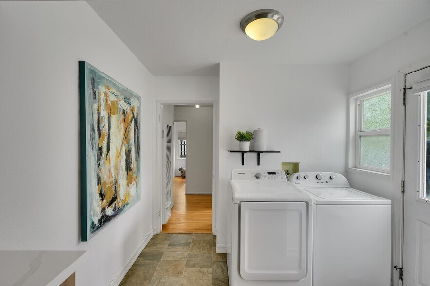 More Photos Of 828 Hill St, Santa Monica Apartments For Sale