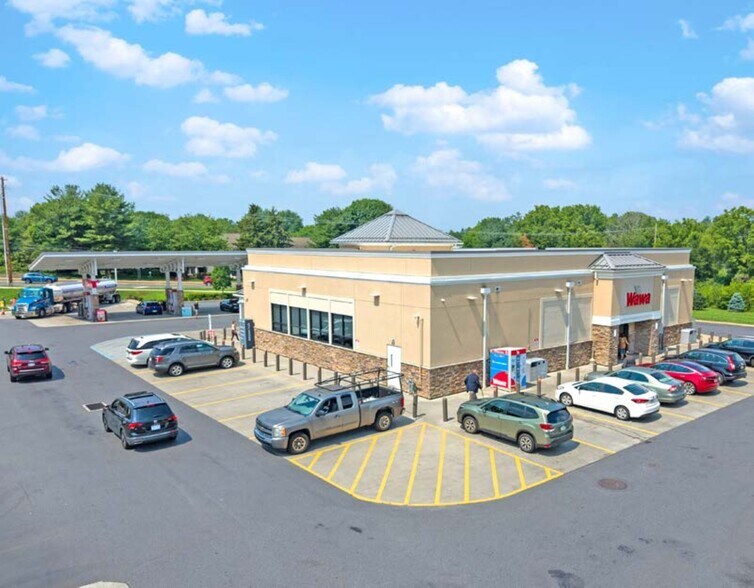 More Photos Of 201 S Cedar Crest Blvd, Emmaus Convenience Store For Sale
