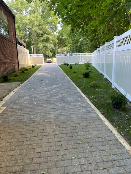 More Photos Of 272 N Bedford Rd, Mount Kisco Office For Sale