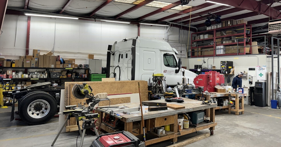 More Photos Of 43 Bellamy Ct, Stockbridge Warehouse For Lease