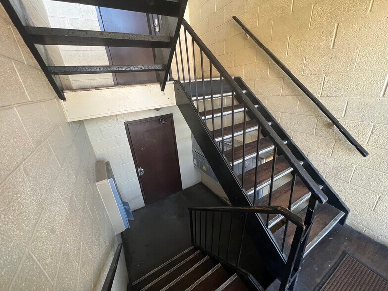 More Photos Of 20490 Schaefer Hwy, Detroit Apartments For Sale
