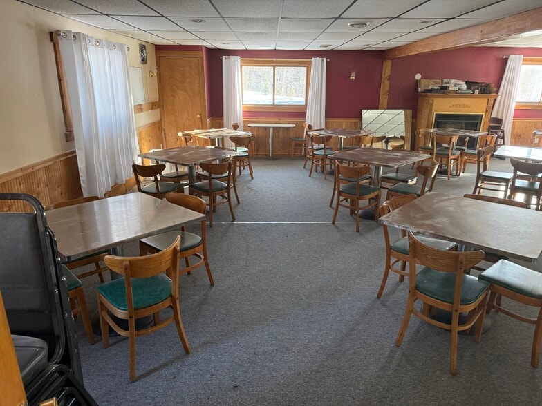 More Photos Of 1640 W US-2, Crystal Falls Restaurant For Sale