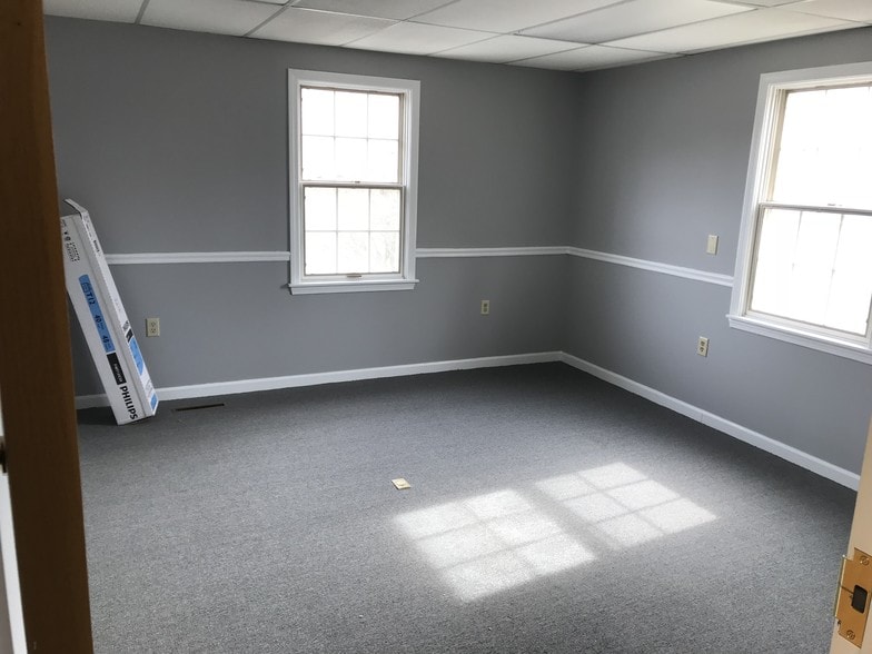 More Photos Of 11 Woodland Rd, Madison Medical For Sale