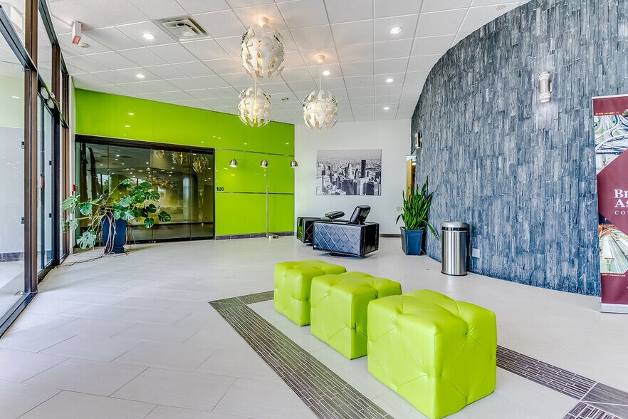 More Photos Of 2350 Valley View Ln, Dallas Loft Creative Space For Lease