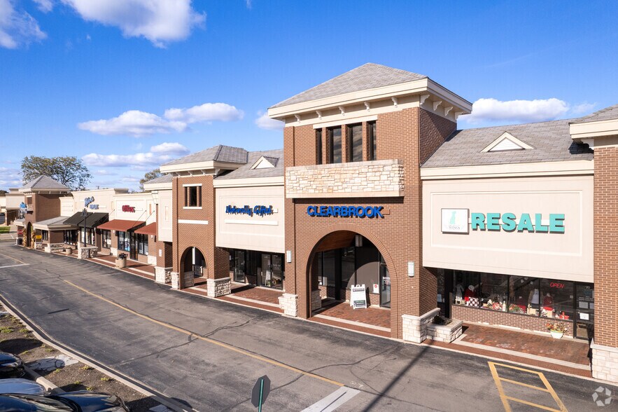 Primary Photo Of 29 Crystal Lake Plz, Crystal Lake Unknown For Lease