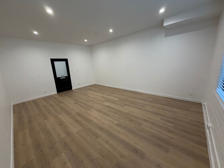 More Photos Of 444 N Larchmont Blvd, Los Angeles Office For Lease