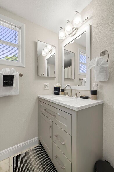 More Photos Of 2526 W Union St, Tampa Multifamily For Sale