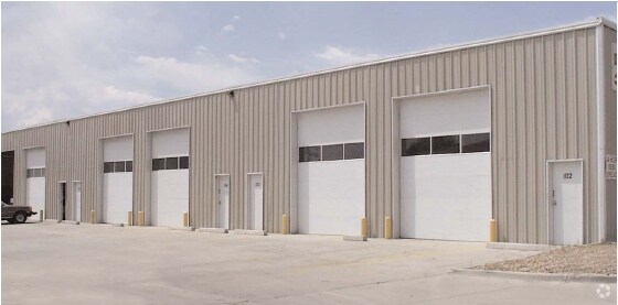 More Photos Of 6535 York St, Denver Warehouse For Lease
