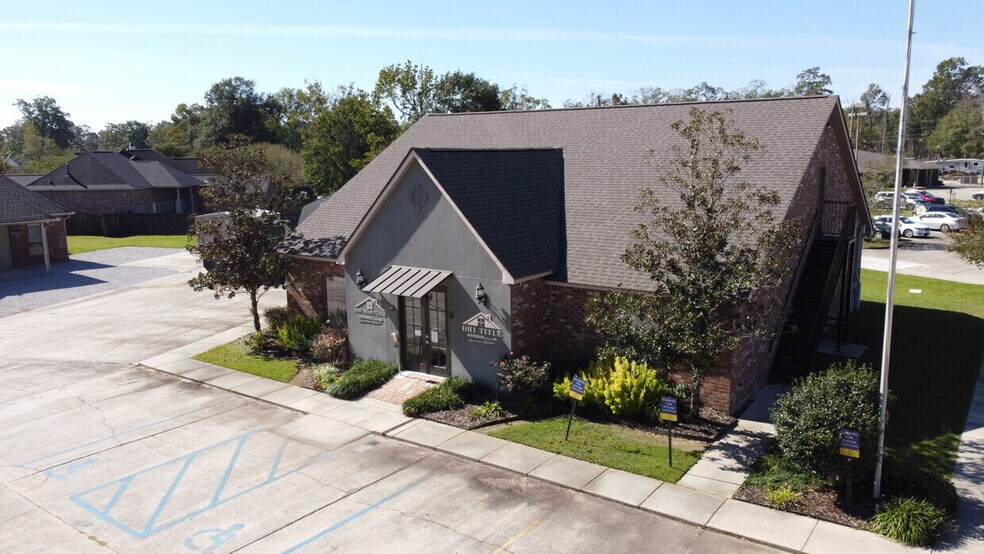 More Photos Of , Denham Springs Office For Sale