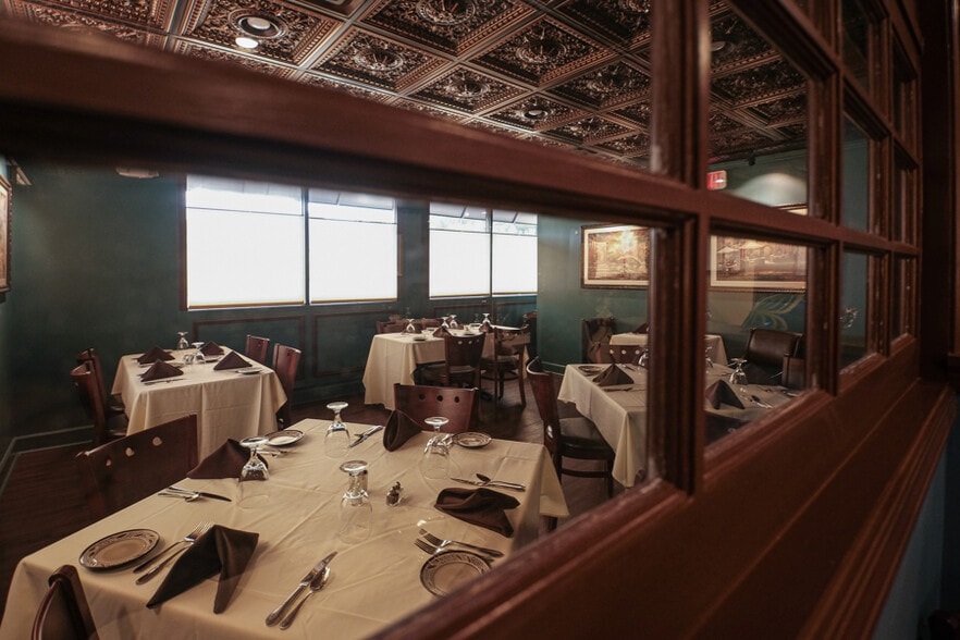 More Photos Of 91 Millard Farmer Ind Blvd, Newnan Restaurant For Sale